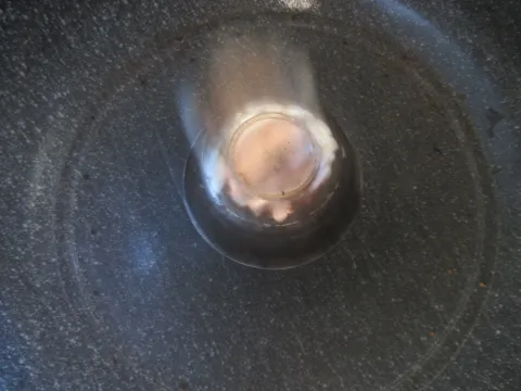 stainless steel bowl siliconed on 